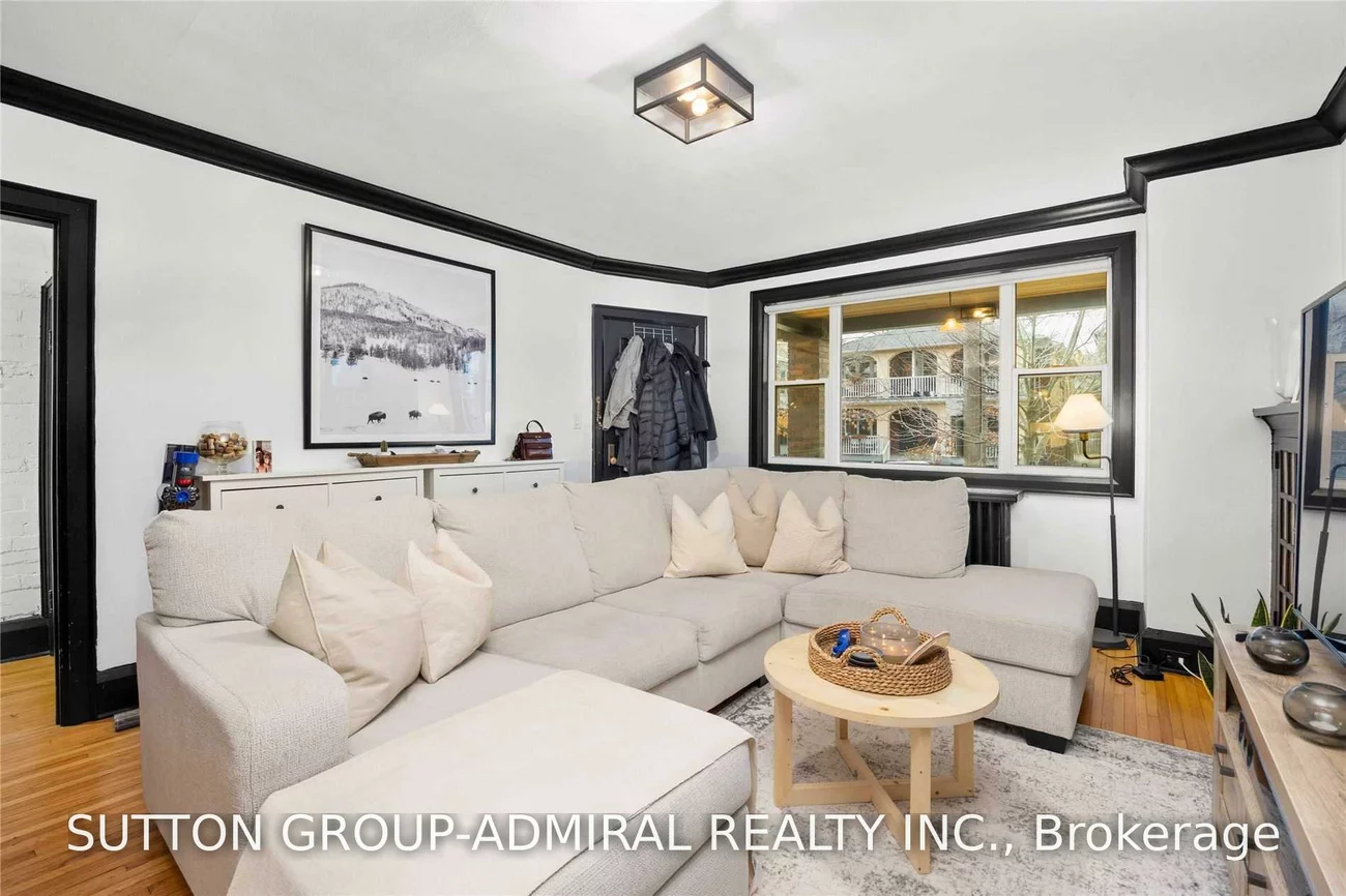 49, Wineva, The Beaches, Toronto