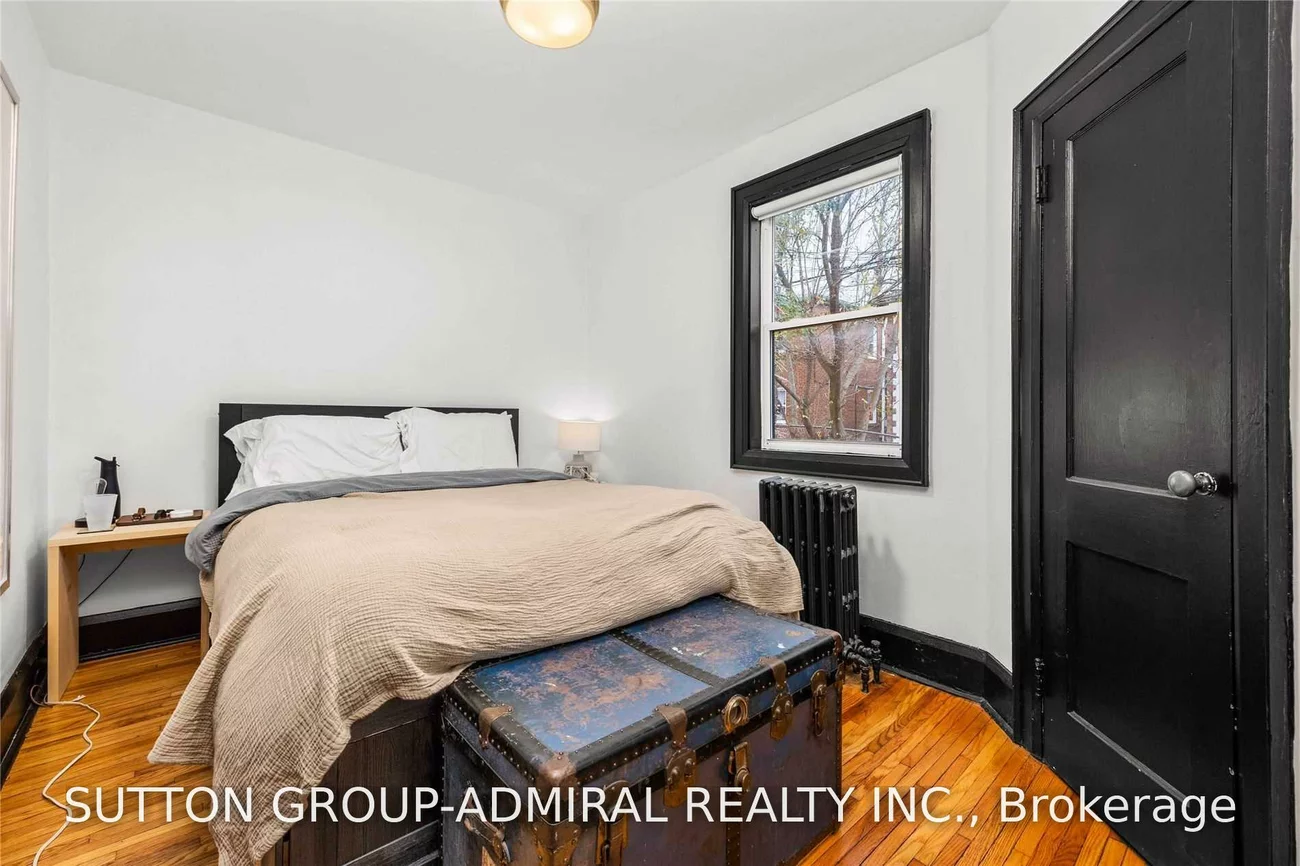 49, Wineva, The Beaches, Toronto