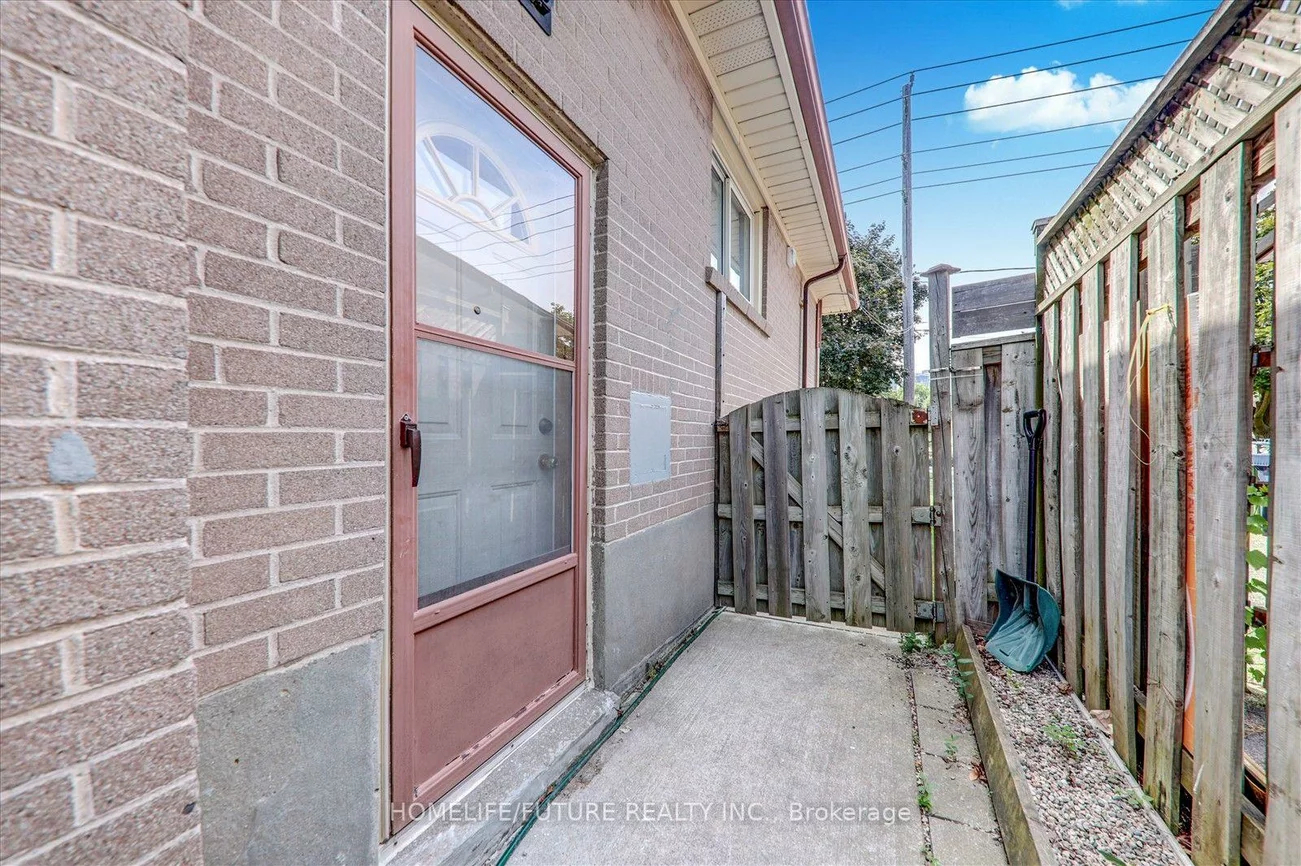 417, Painted Post, Woburn, Toronto