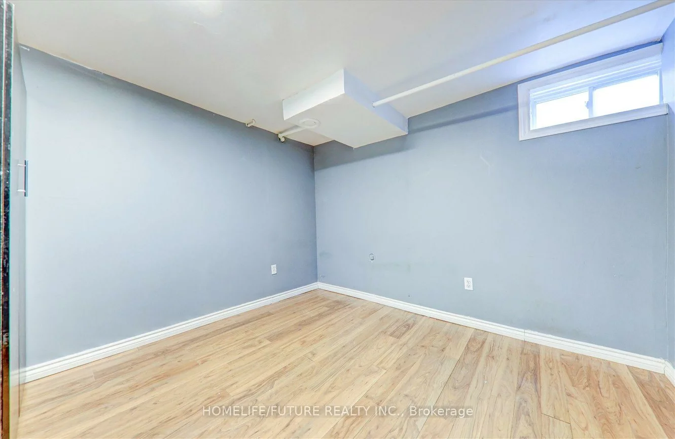 97, Dunsfold, Malvern, Toronto