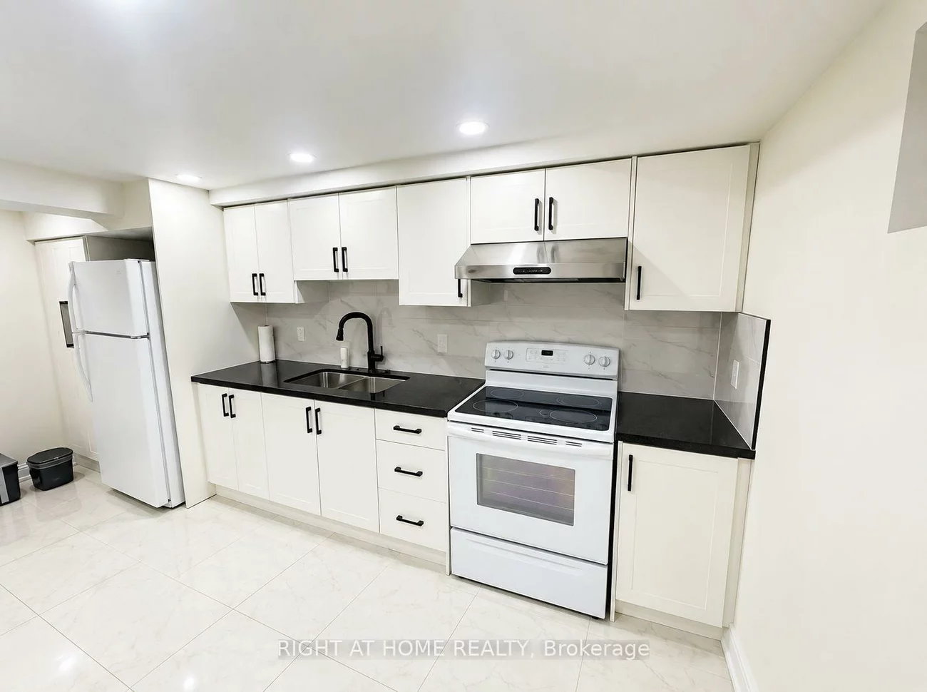 59, Marblemount, Tam O'Shanter-Sullivan, Toronto