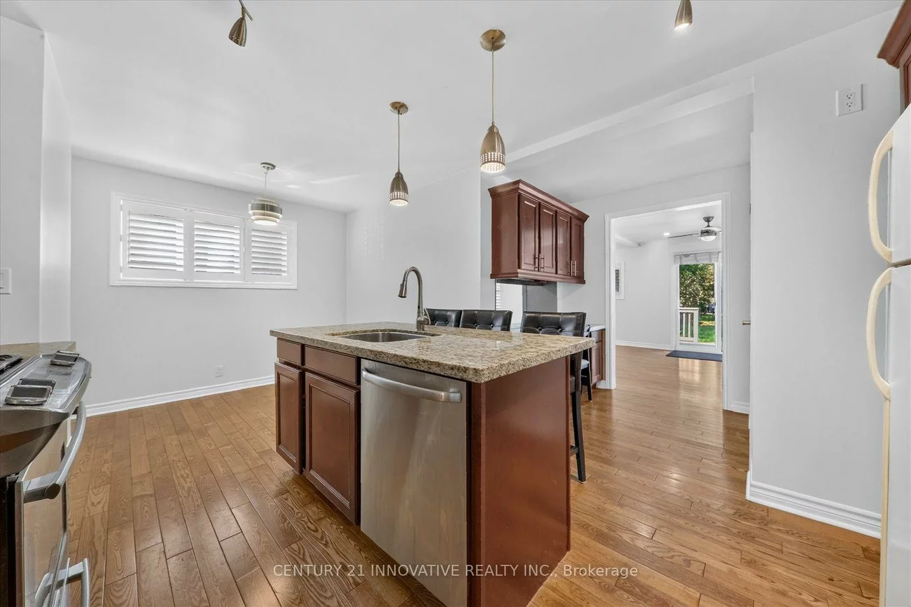 68, Cree, Cliffcrest, Toronto