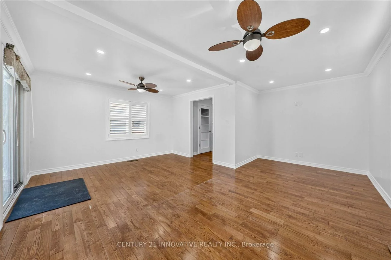 68, Cree, Cliffcrest, Toronto