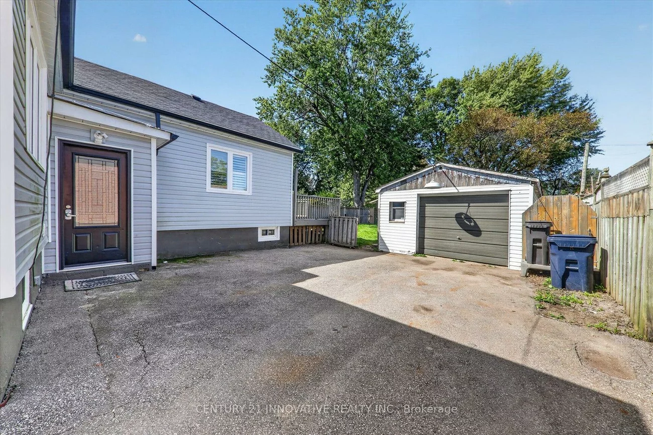68, Cree, Cliffcrest, Toronto