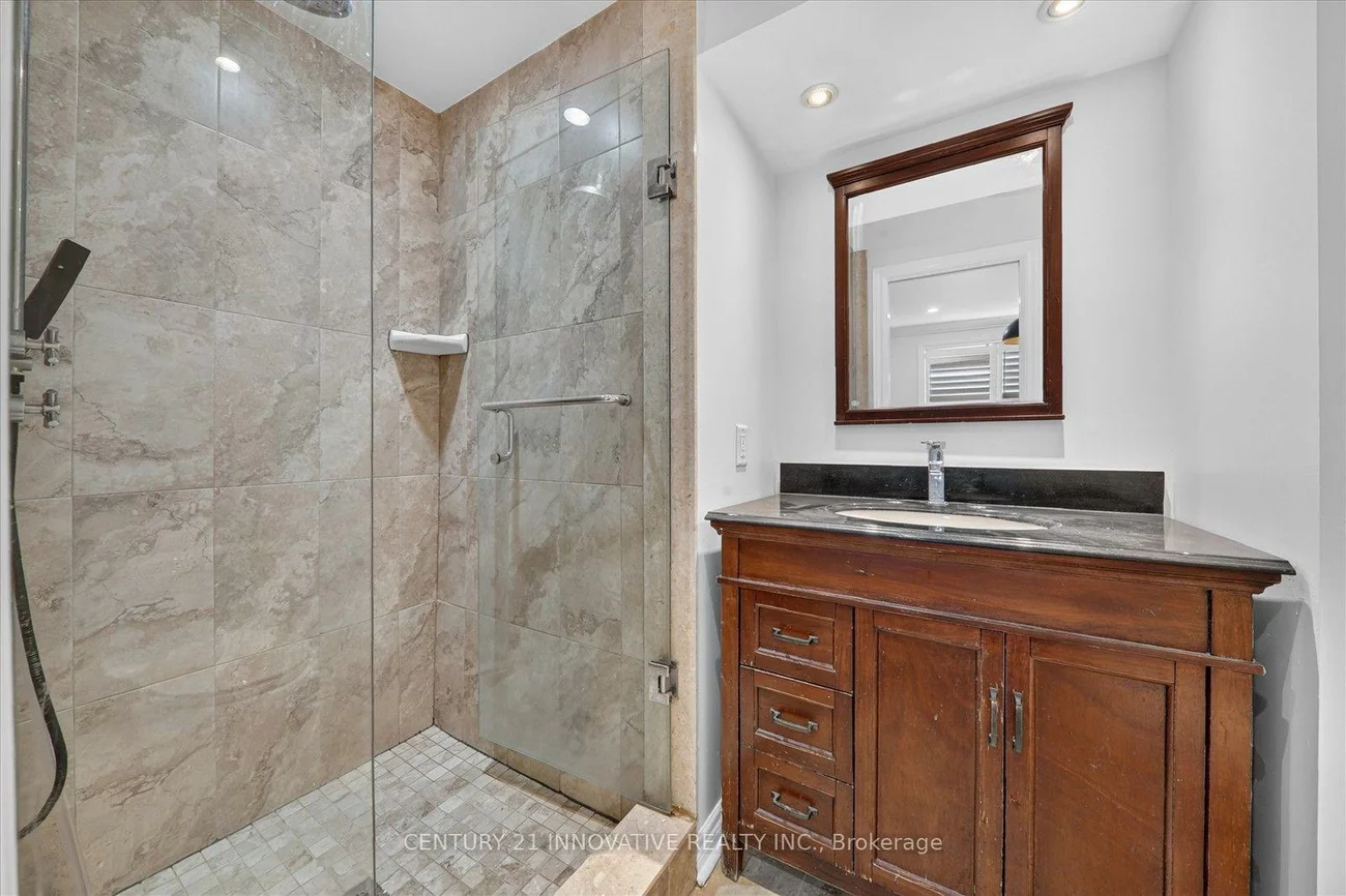 68, Cree, Cliffcrest, Toronto