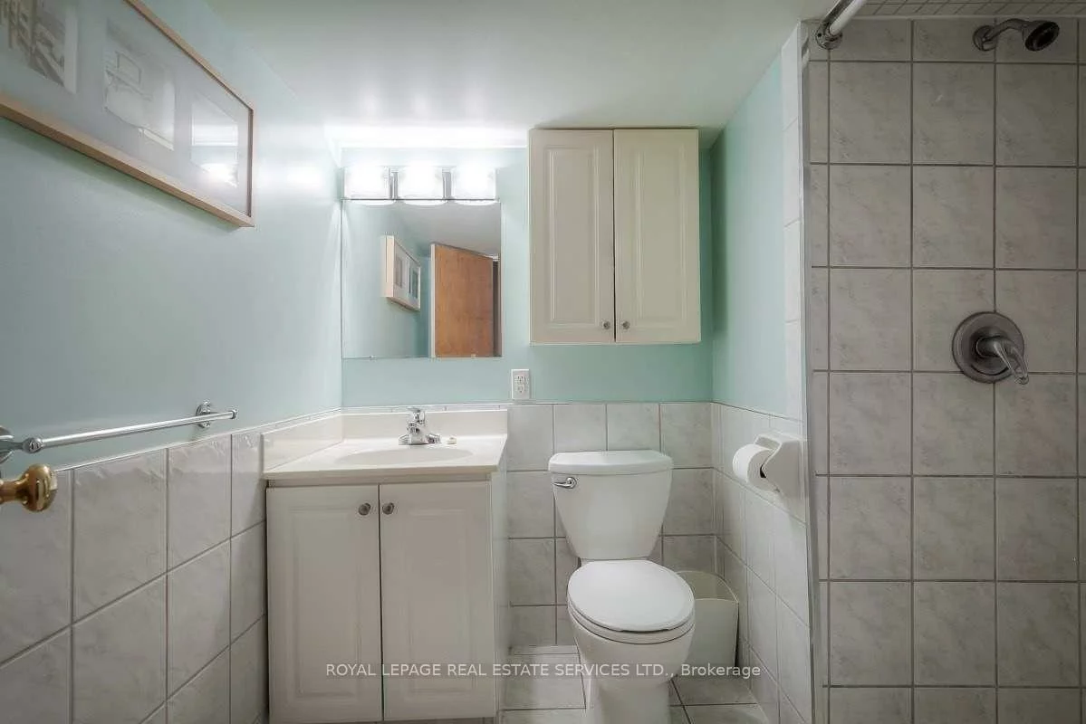 12, Coniston, Clairlea-Birchmount, Toronto