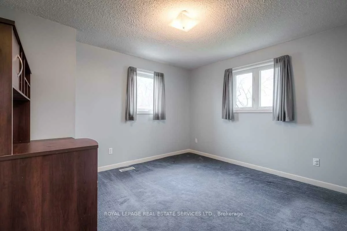 12, Coniston, Clairlea-Birchmount, Toronto