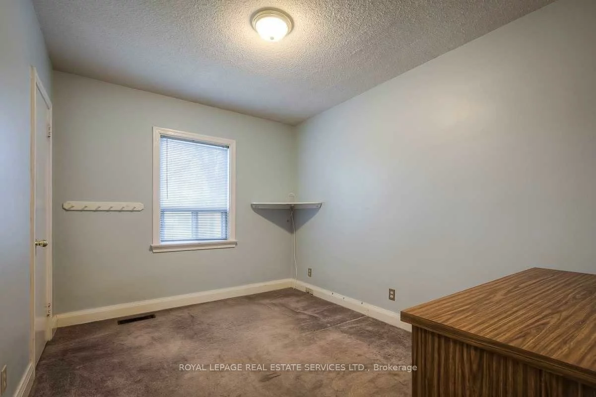 12, Coniston, Clairlea-Birchmount, Toronto