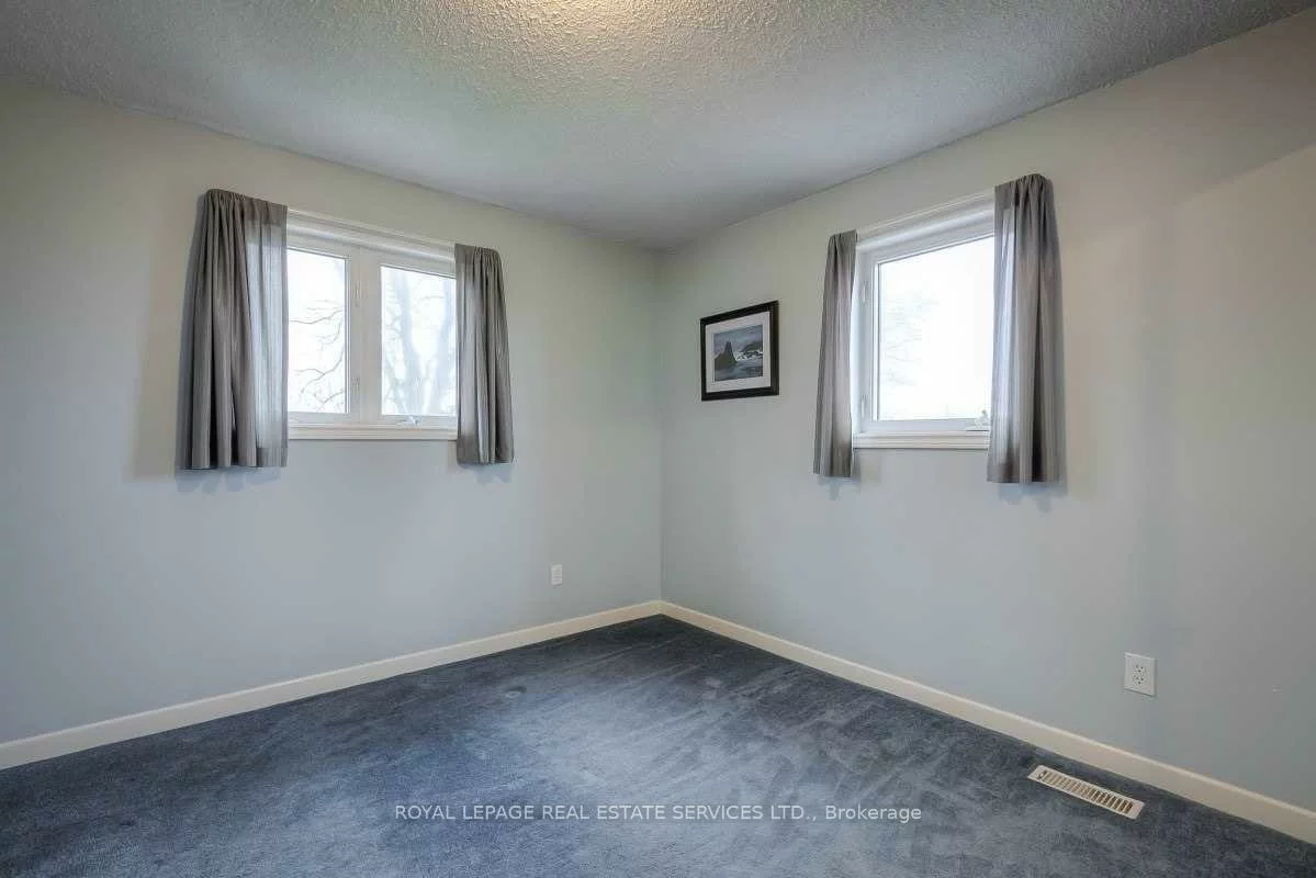 12, Coniston, Clairlea-Birchmount, Toronto