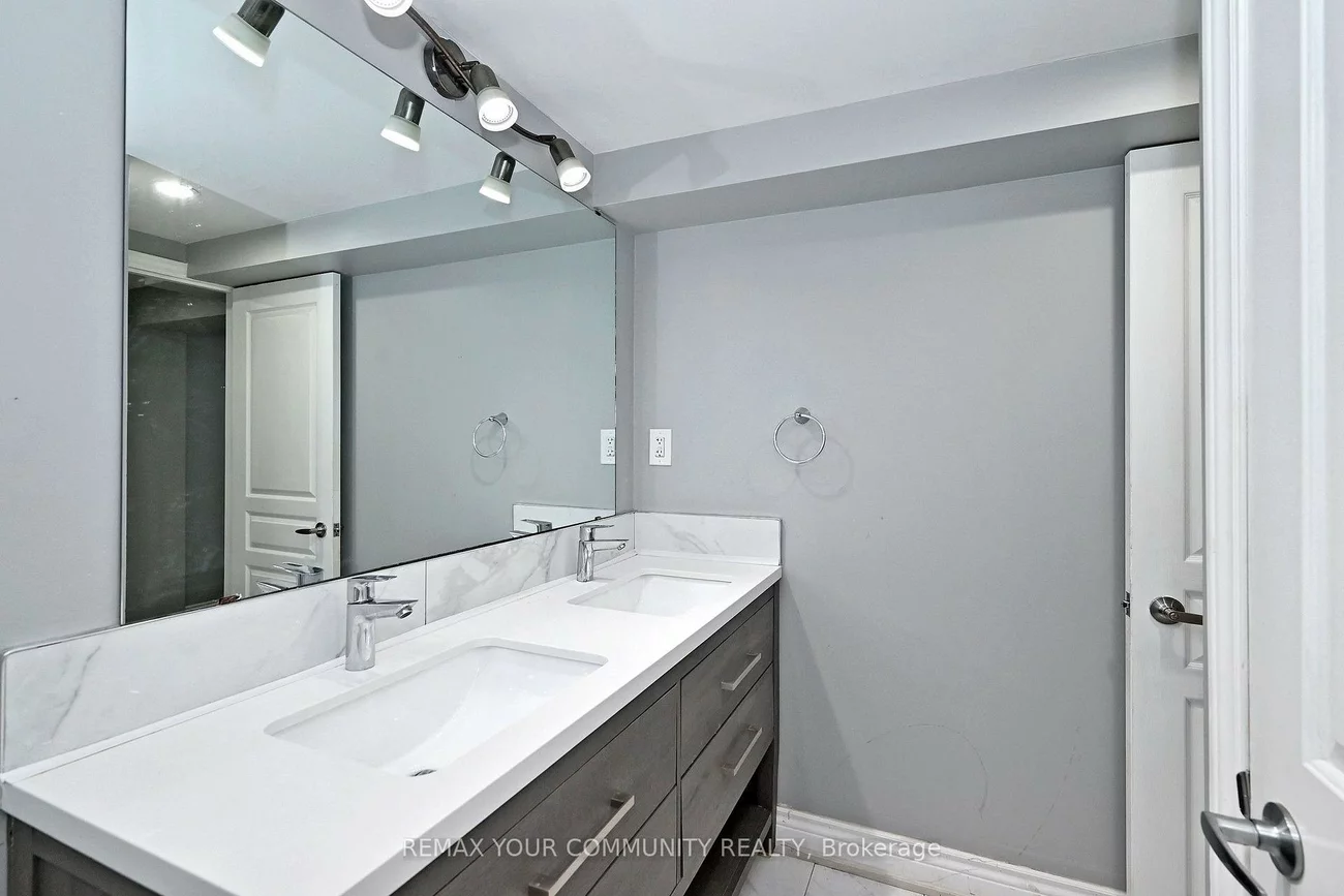 14, Misthollow, Morningside, Toronto