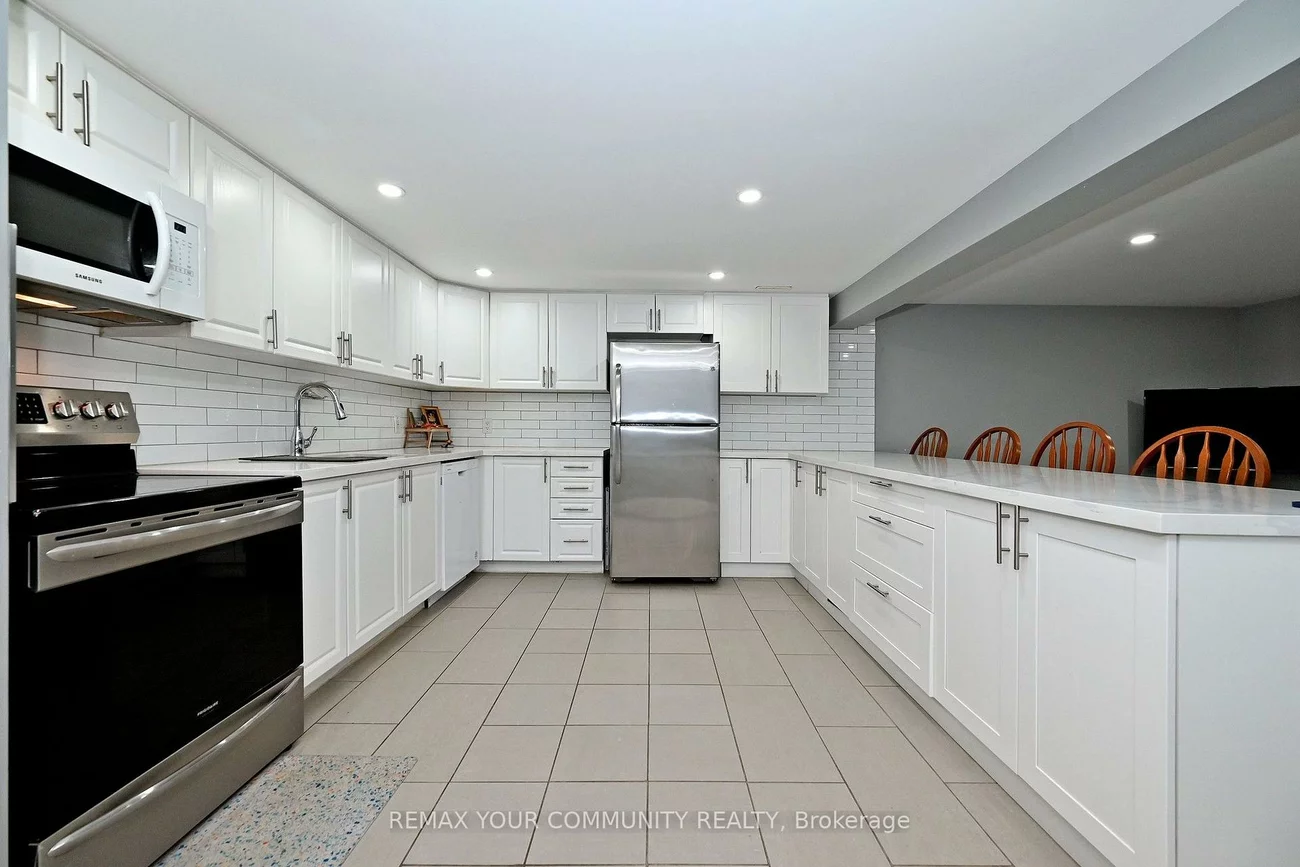 14, Misthollow, Morningside, Toronto