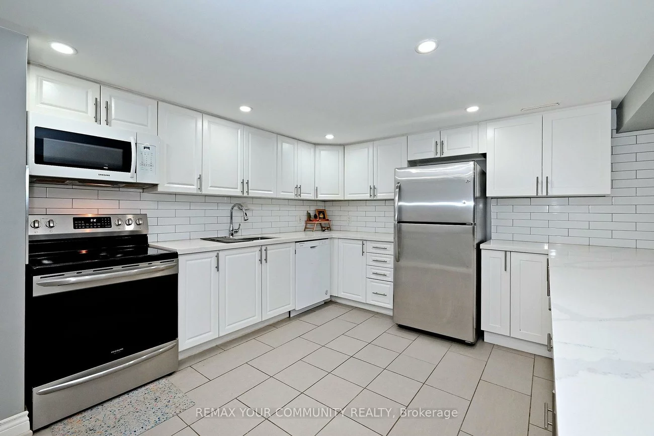 14, Misthollow, Morningside, Toronto