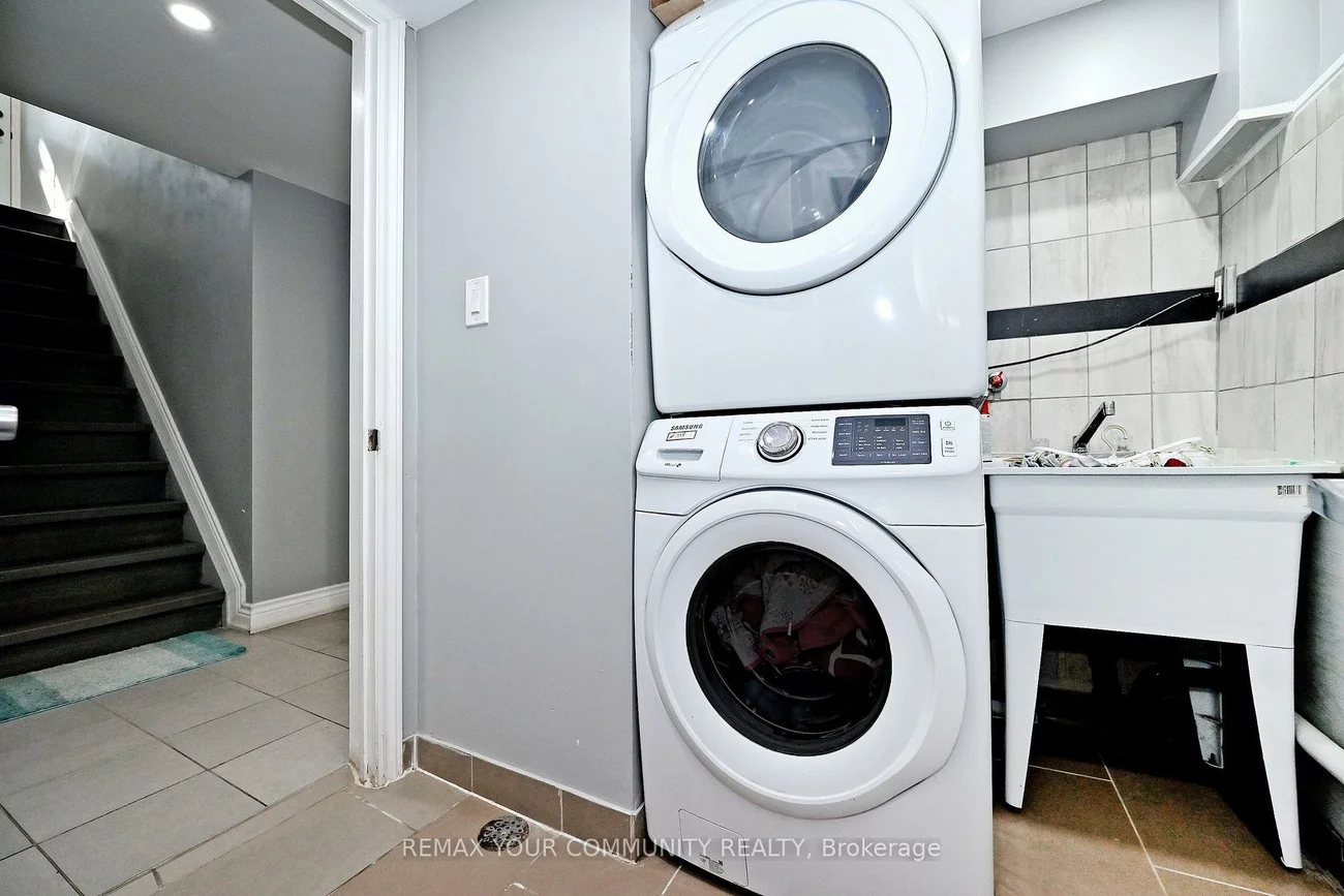 14, Misthollow, Morningside, Toronto