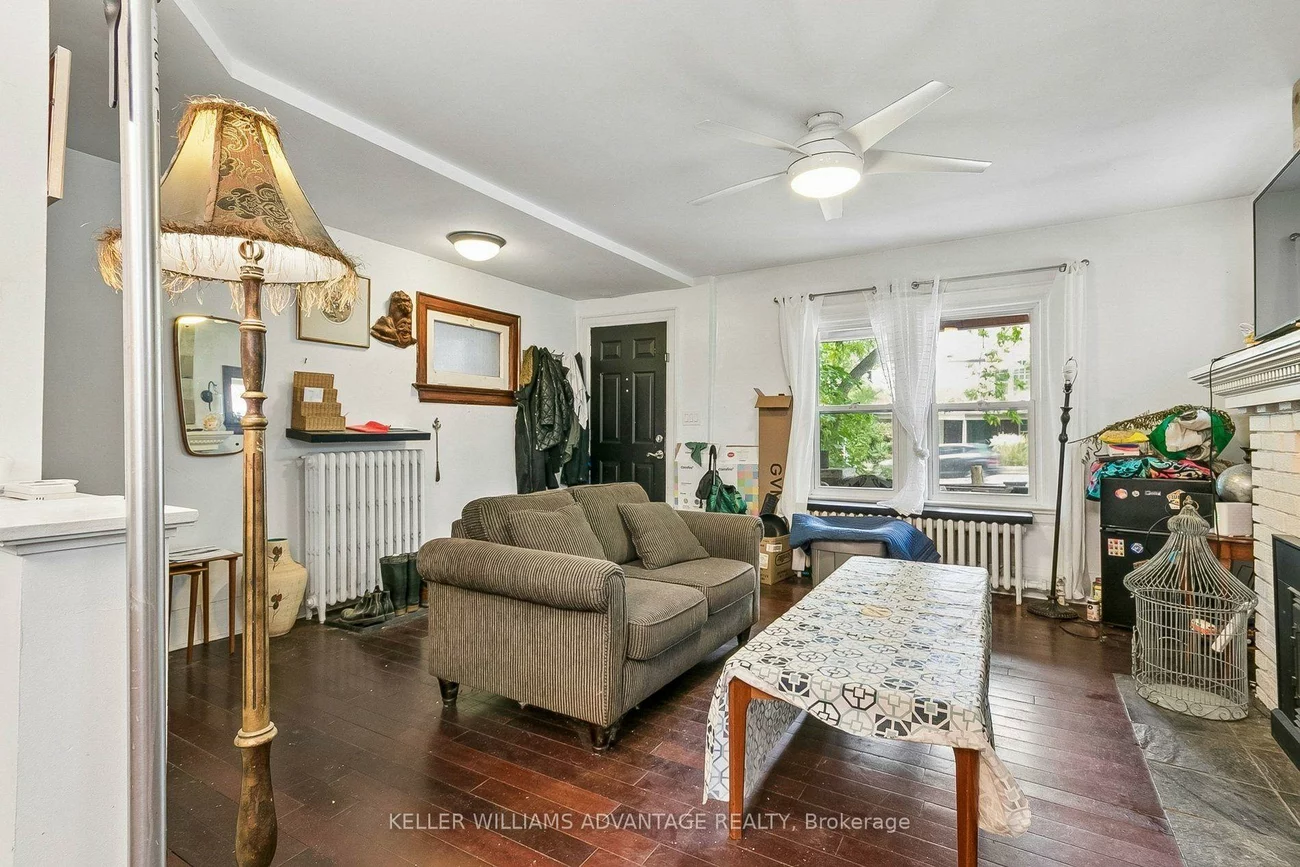 585, Woodbine, East End-Danforth, Toronto