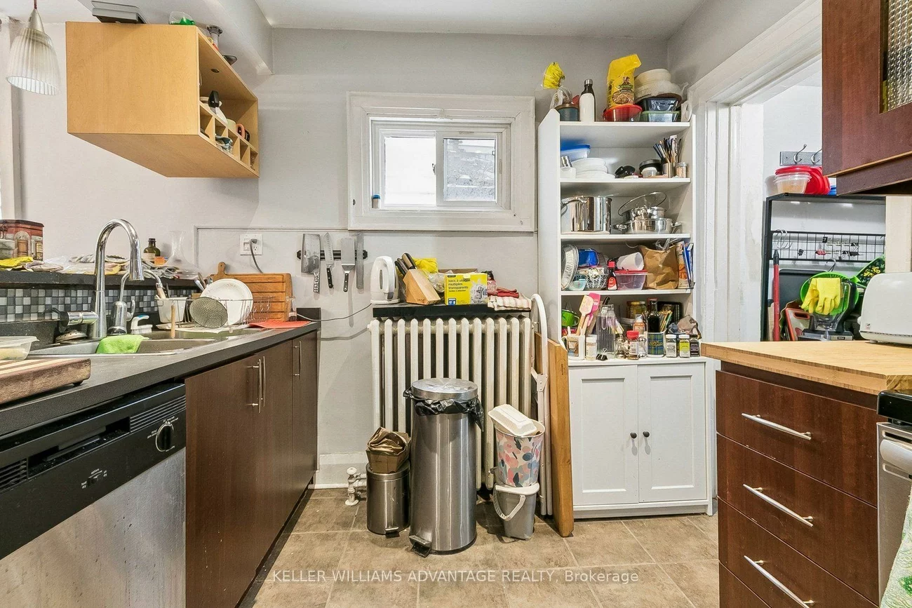 585, Woodbine, East End-Danforth, Toronto