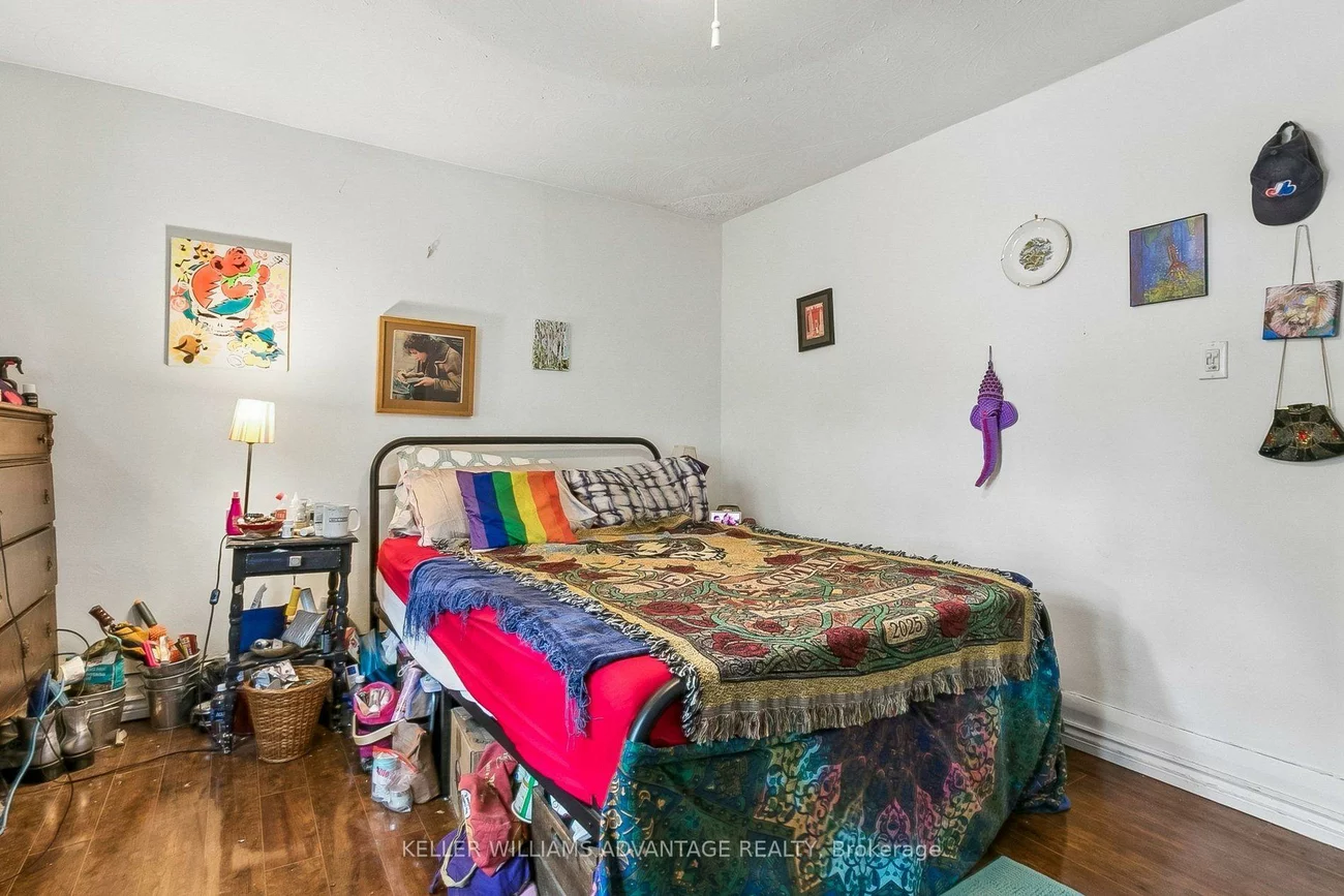 585, Woodbine, East End-Danforth, Toronto