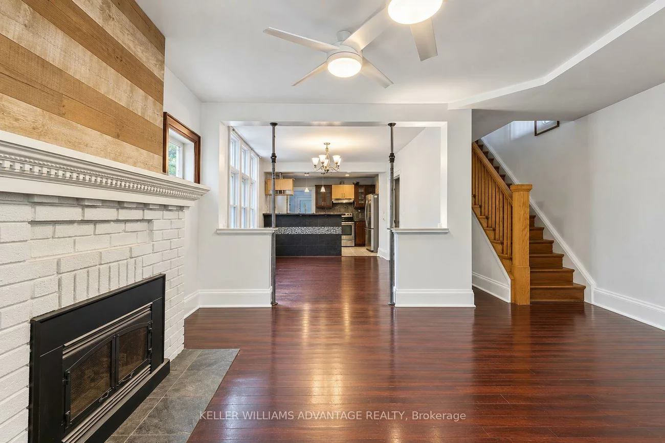 585, Woodbine, East End-Danforth, Toronto