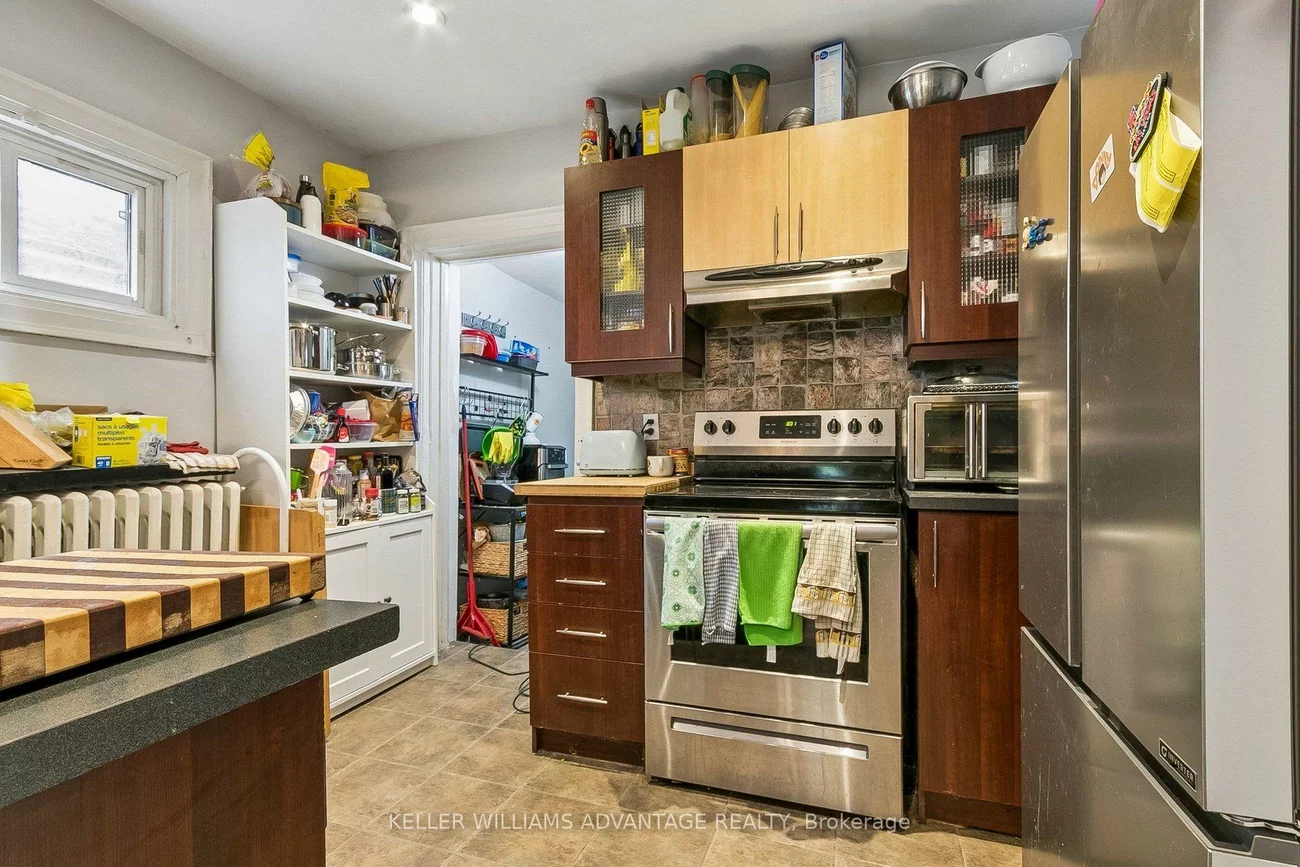 585, Woodbine, East End-Danforth, Toronto