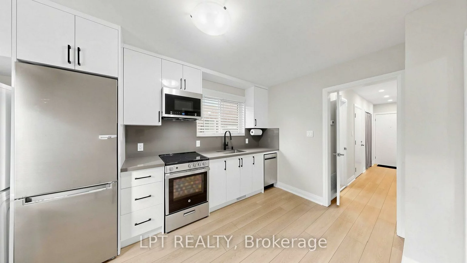 477a, Cosburn, Danforth Village-East York, Toronto