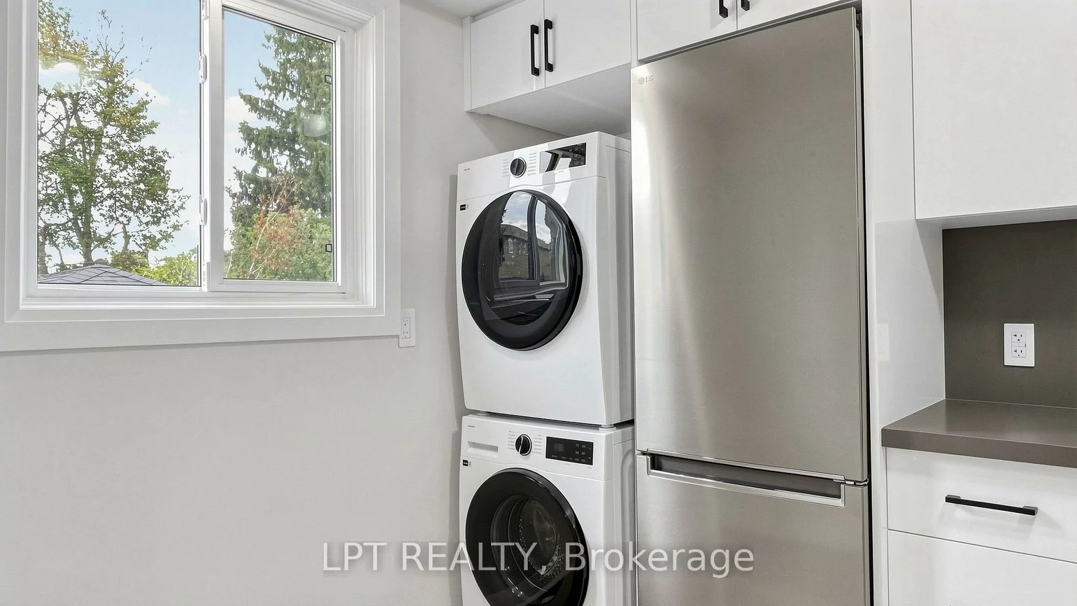 477a, Cosburn, Danforth Village-East York, Toronto