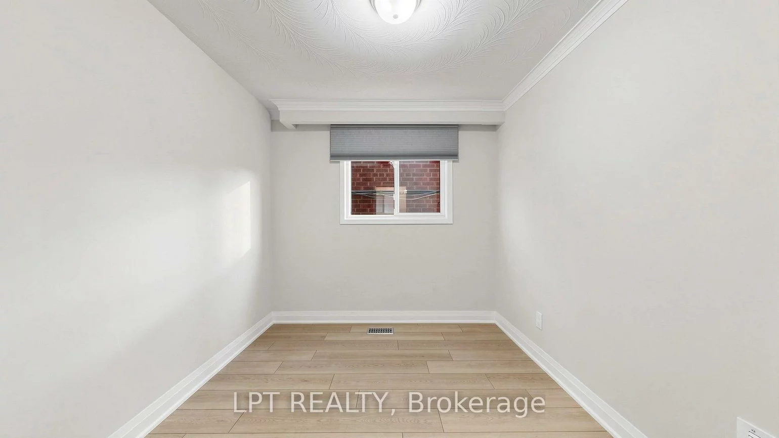 477a, Cosburn, Danforth Village-East York, Toronto