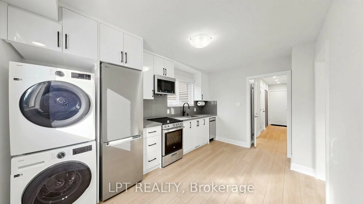 477a, Cosburn, Danforth Village-East York, Toronto