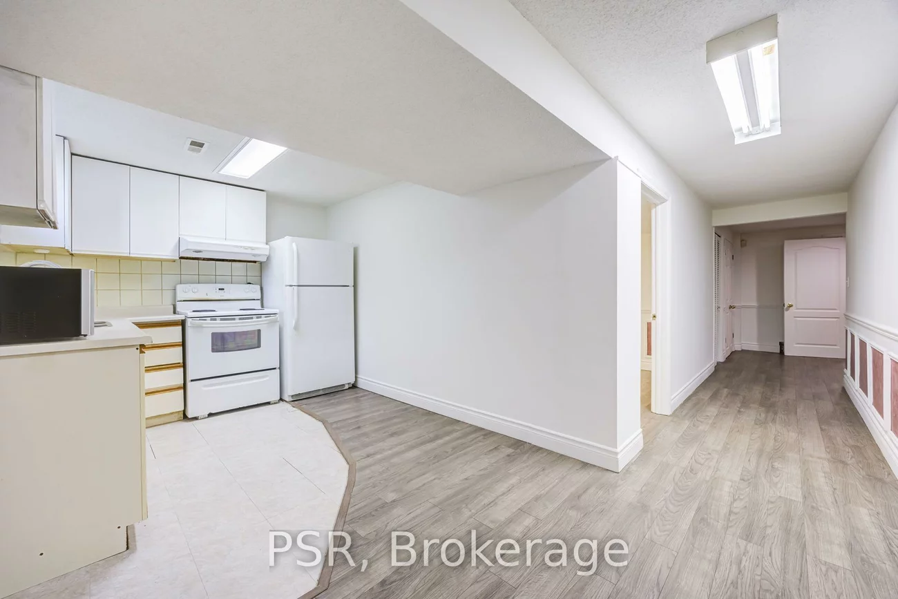 53, Marcos, Bendale, Toronto