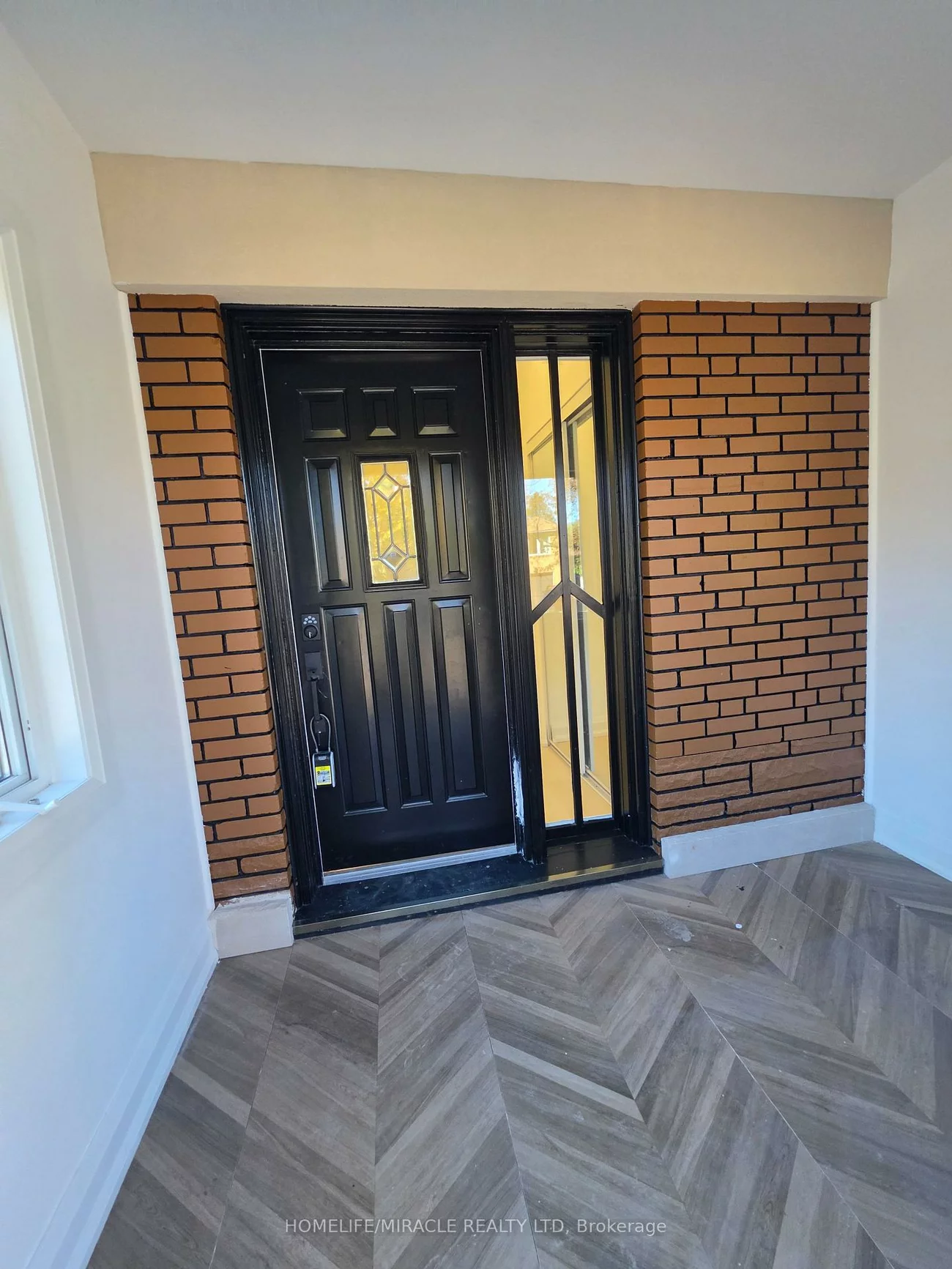 22, Rossander, Bendale, Toronto