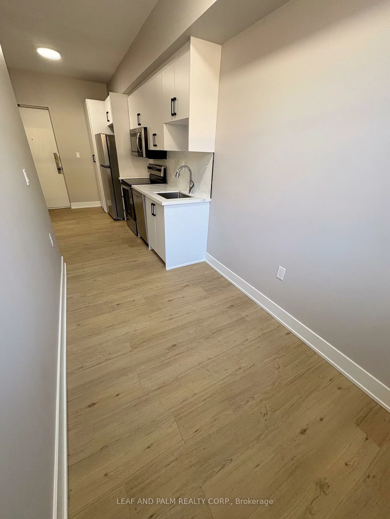 1689, Victoria Pk, Wexford-Maryvale, Toronto