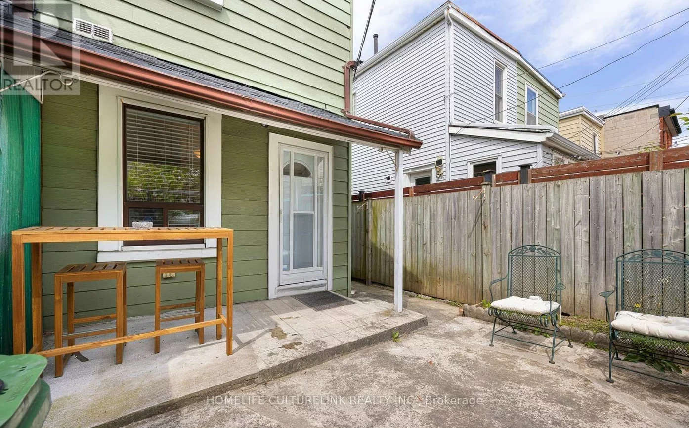 319, Concord, Dovercourt-Wallace Emerson-Junction, Toronto