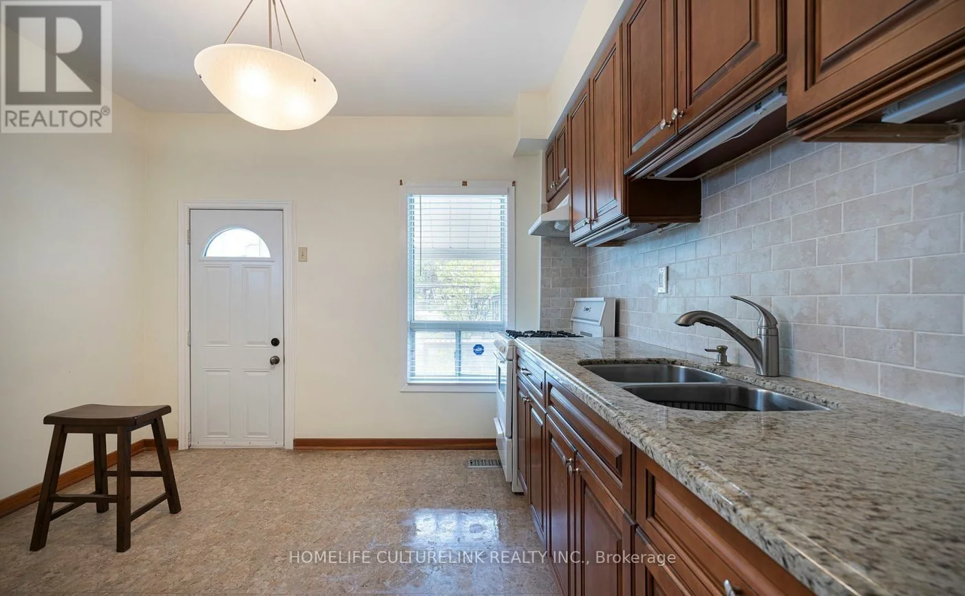 319, Concord, Dovercourt-Wallace Emerson-Junction, Toronto