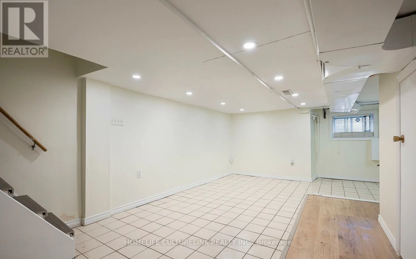 319, Concord, Dovercourt-Wallace Emerson-Junction, Toronto