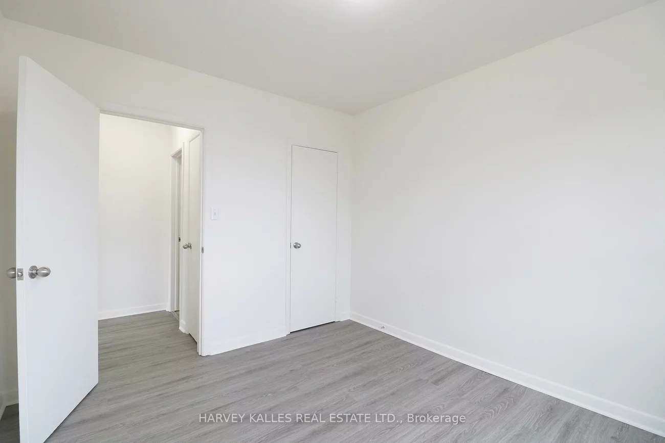 500, Gilbert, Caledonia-Fairbank, Toronto