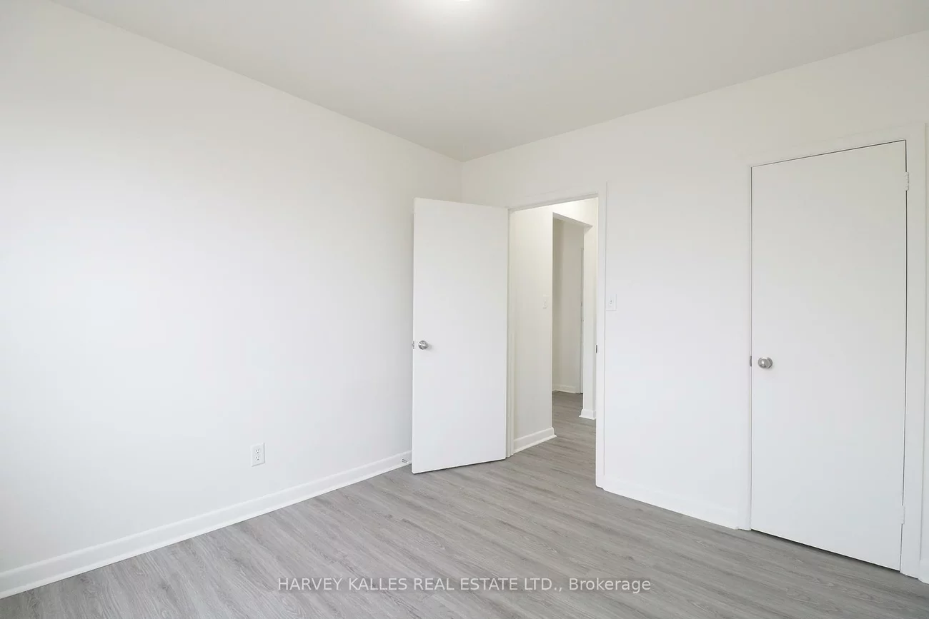500, Gilbert, Caledonia-Fairbank, Toronto