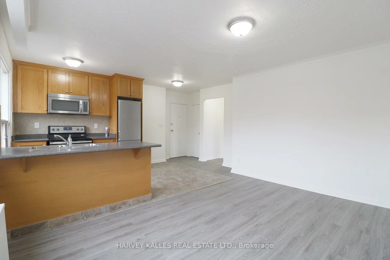 500, Gilbert, Caledonia-Fairbank, Toronto