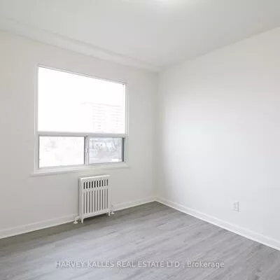 500, Gilbert, Caledonia-Fairbank, Toronto