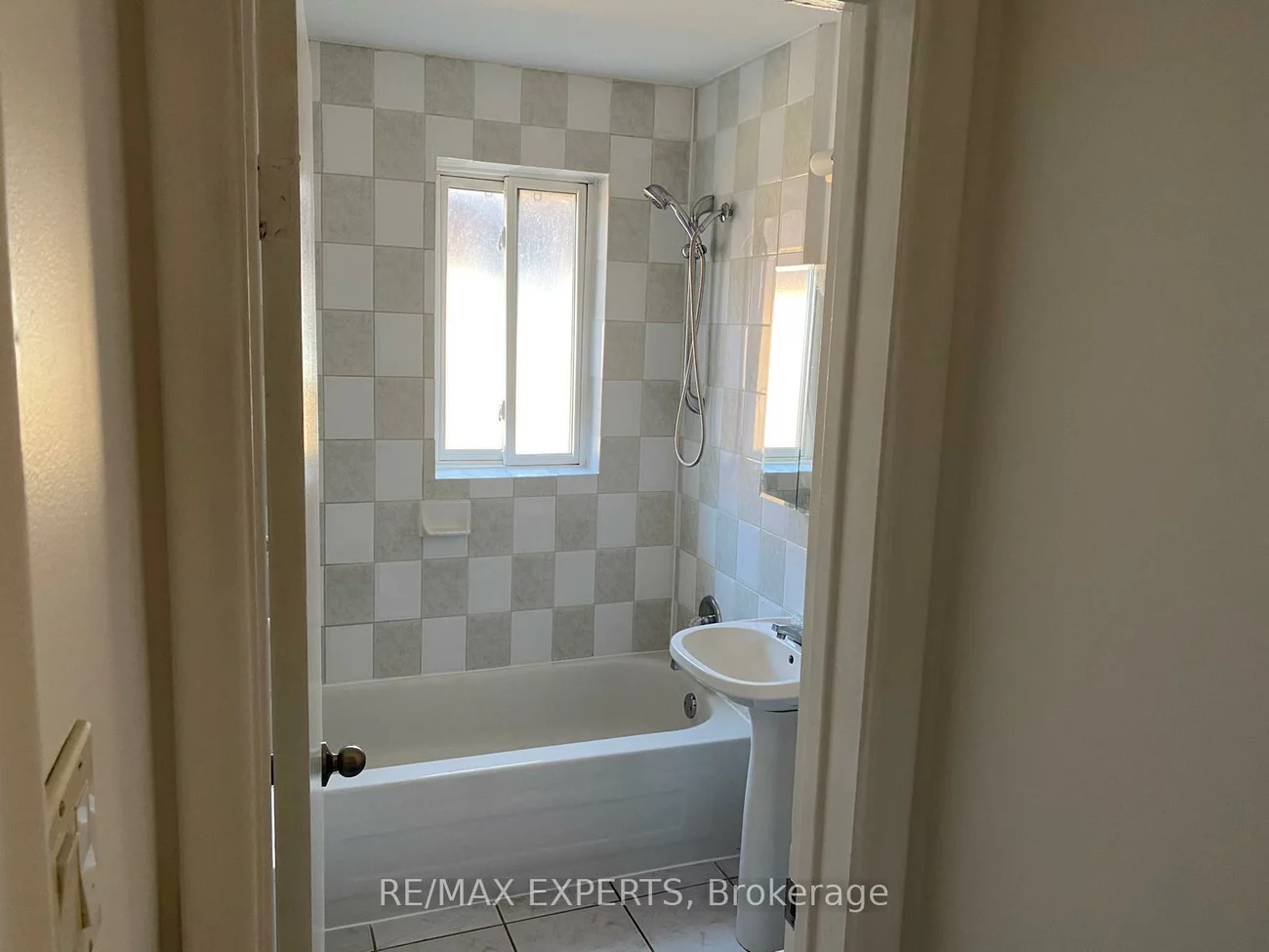 72, Hillside, Mimico, Toronto