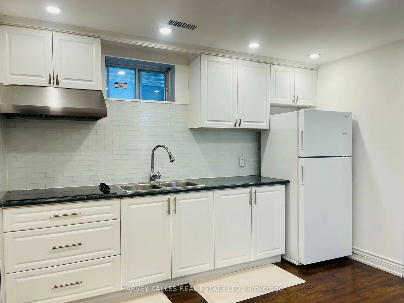 394, Caledonia, Caledonia-Fairbank, Toronto