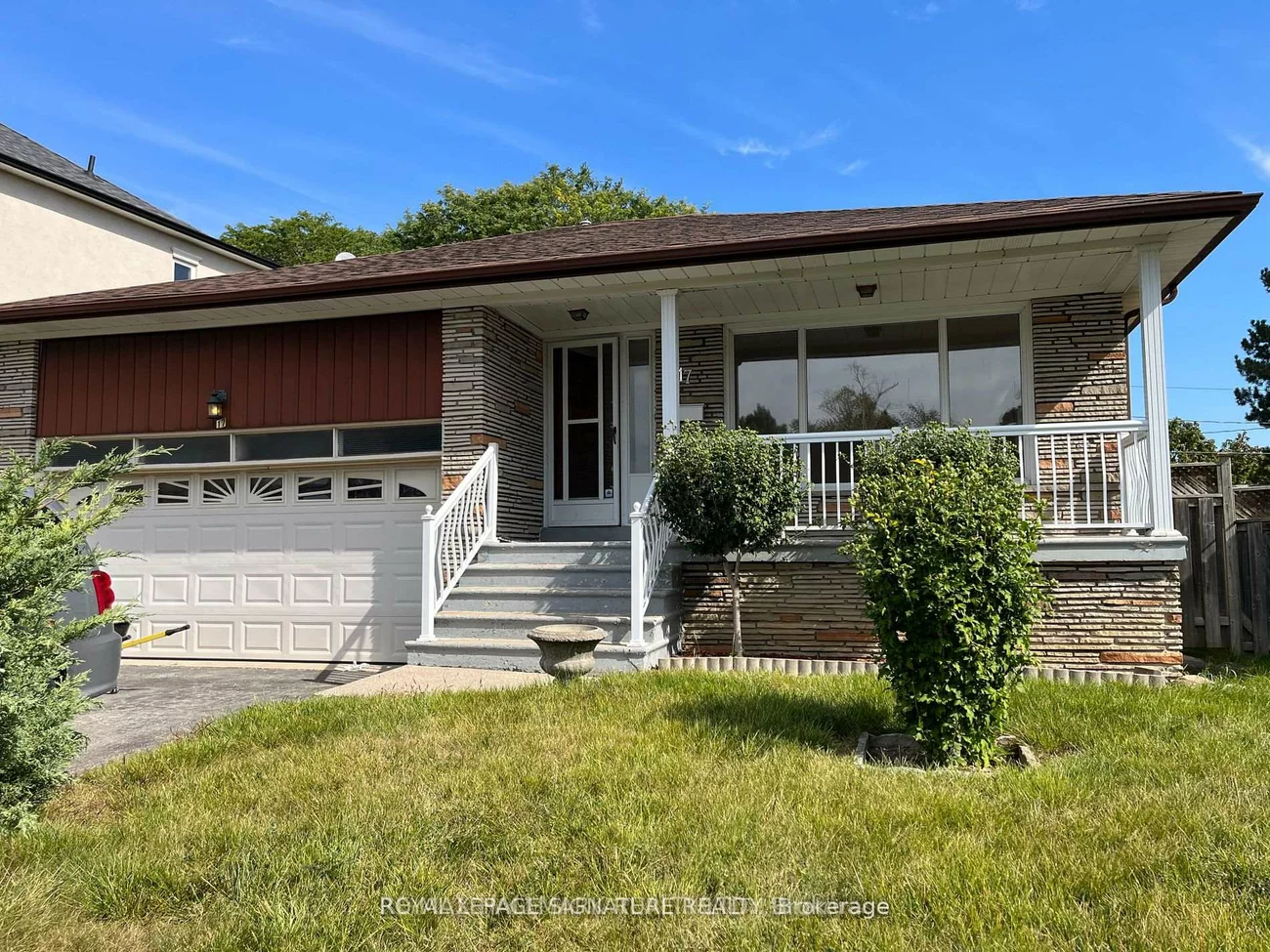 17, Swordbill, Edenbridge-Humber Valley, Toronto