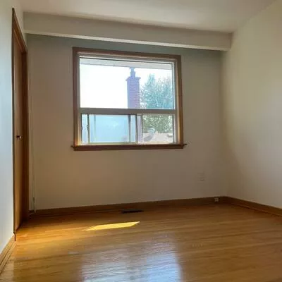 17, Swordbill, Edenbridge-Humber Valley, Toronto