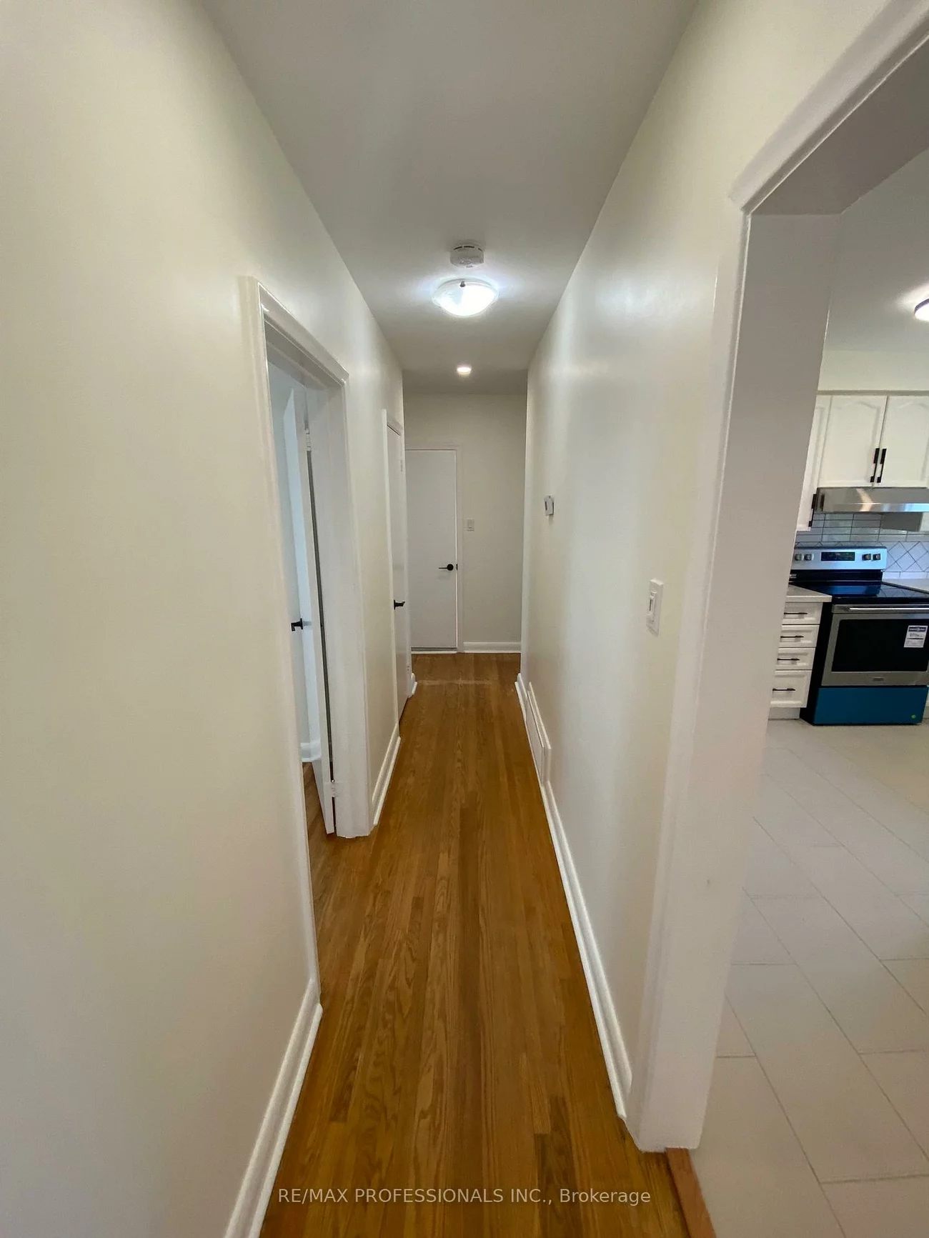 640, Brown's, Alderwood, Toronto