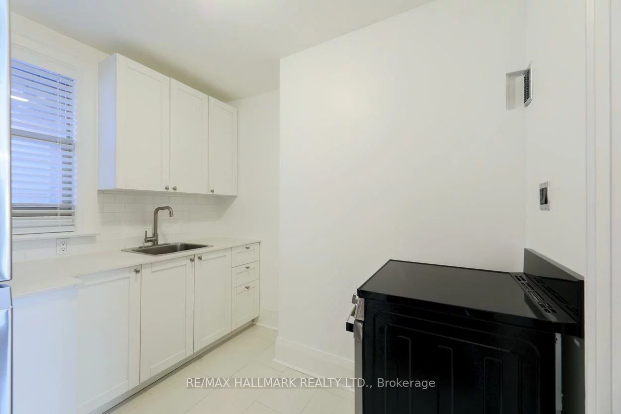 659, Kipling, Islington-City Centre West, Toronto