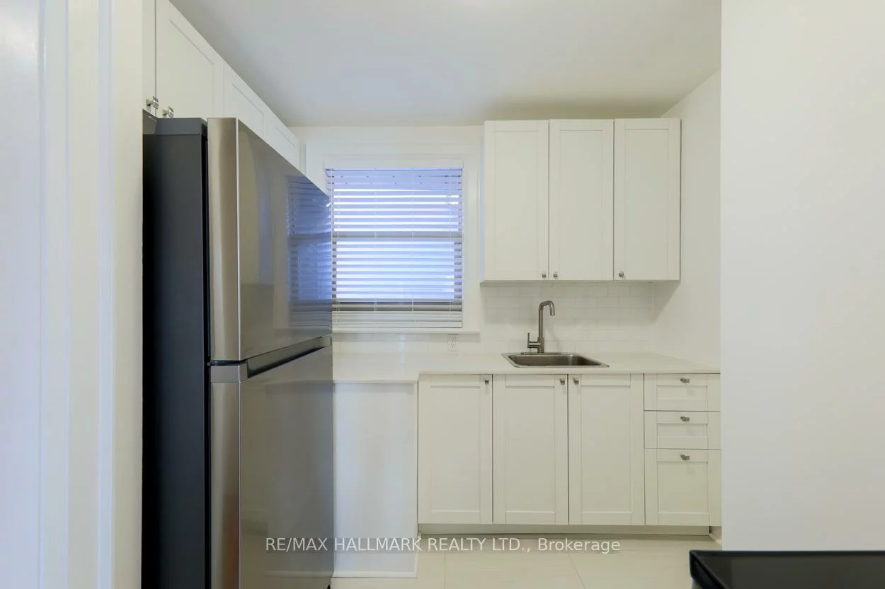 659, Kipling, Islington-City Centre West, Toronto