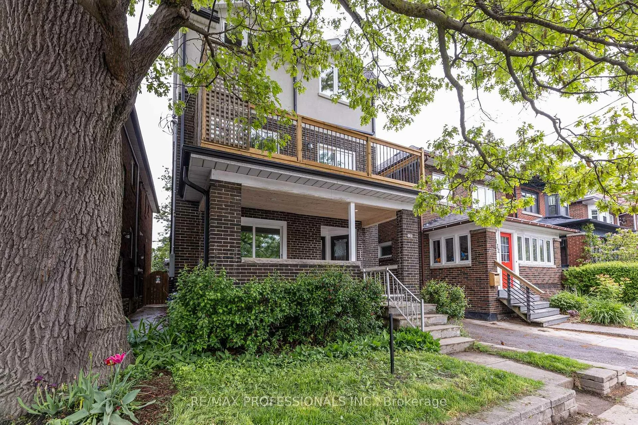 130, Jane, Lambton Baby Point, Toronto