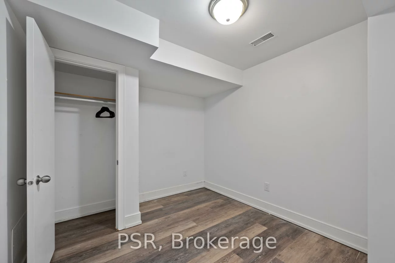 965, Briar Hill, Briar Hill-Belgravia, Toronto