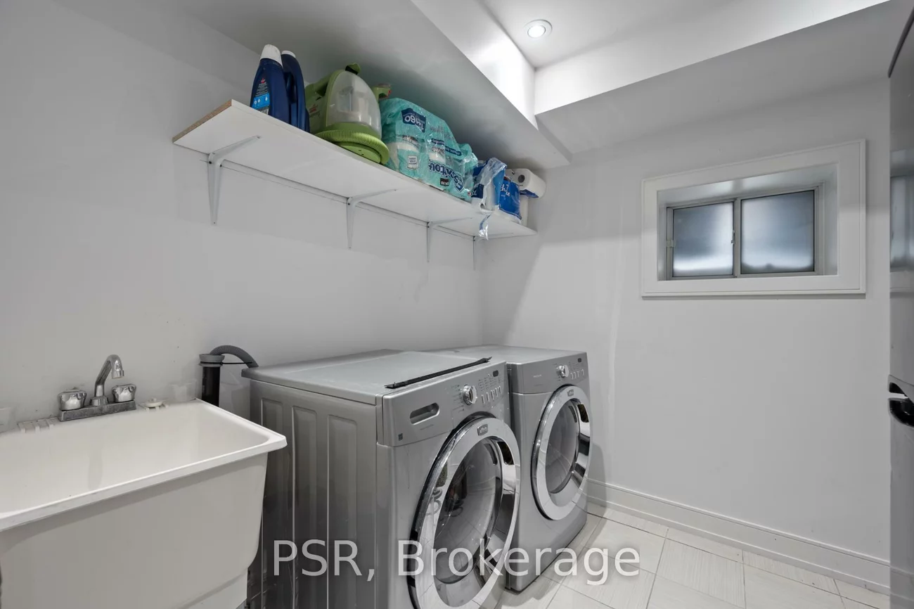 965, Briar Hill, Briar Hill-Belgravia, Toronto