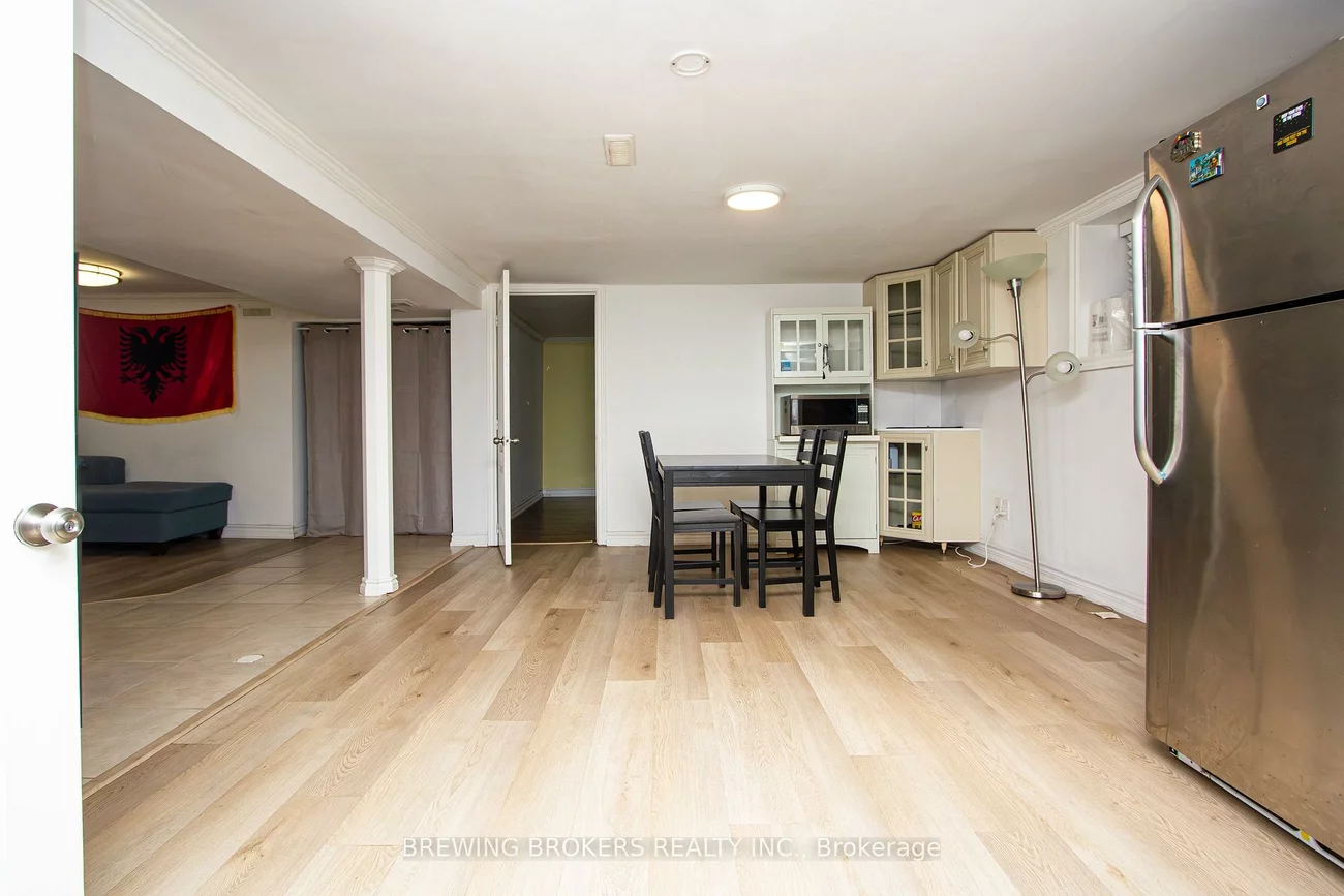 62, Culnan, Islington-City Centre West, Toronto