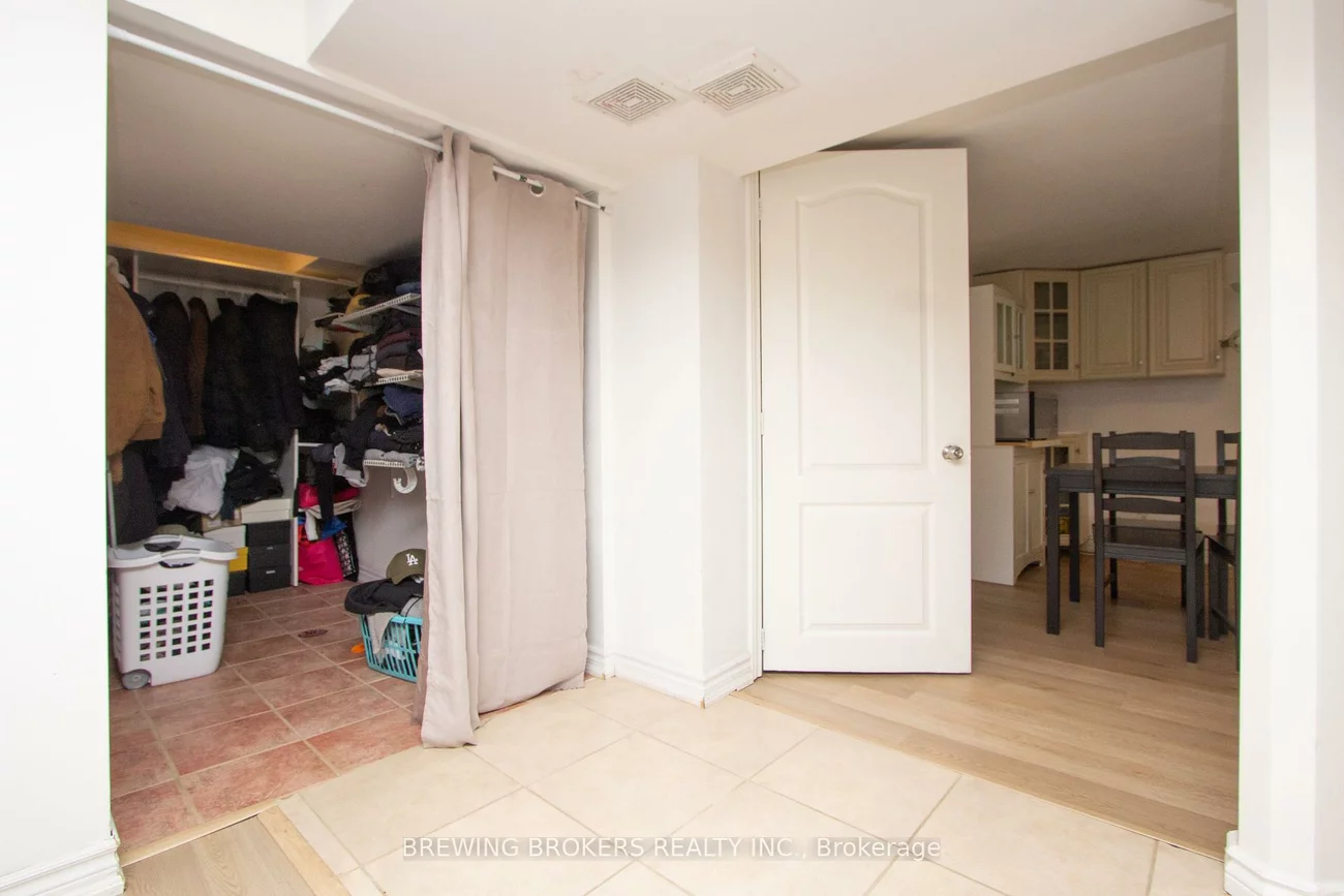 62, Culnan, Islington-City Centre West, Toronto