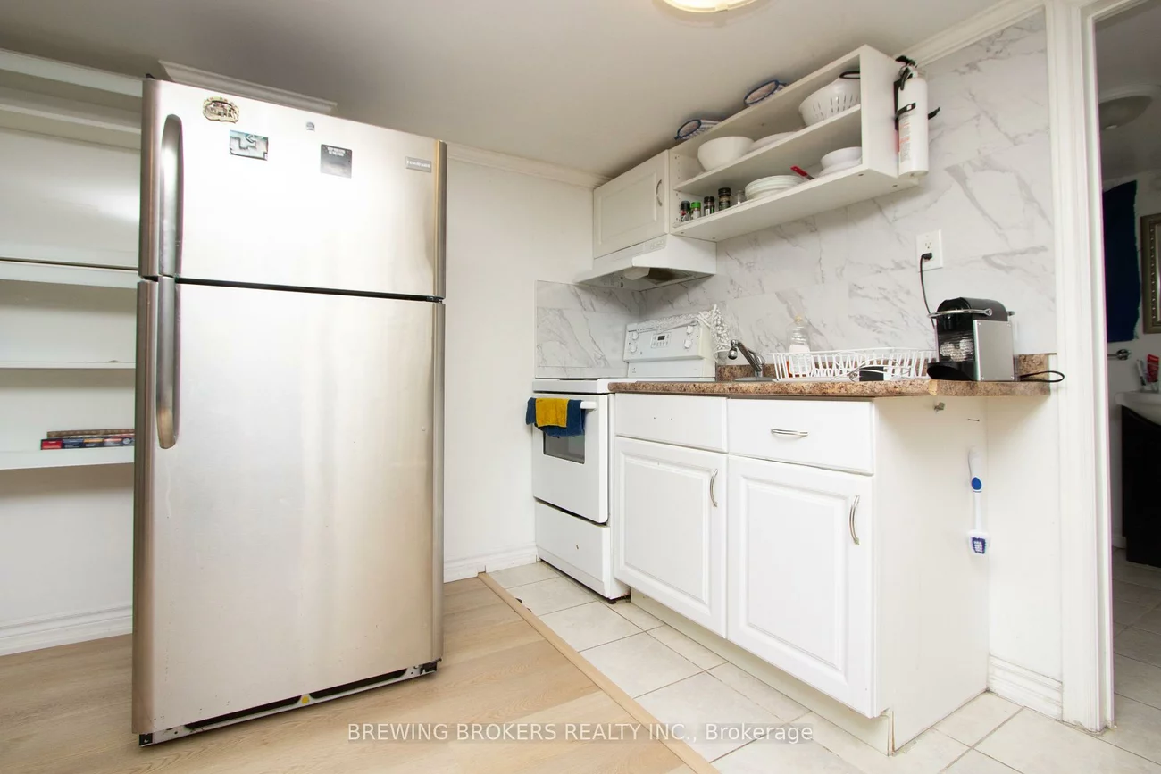 62, Culnan, Islington-City Centre West, Toronto