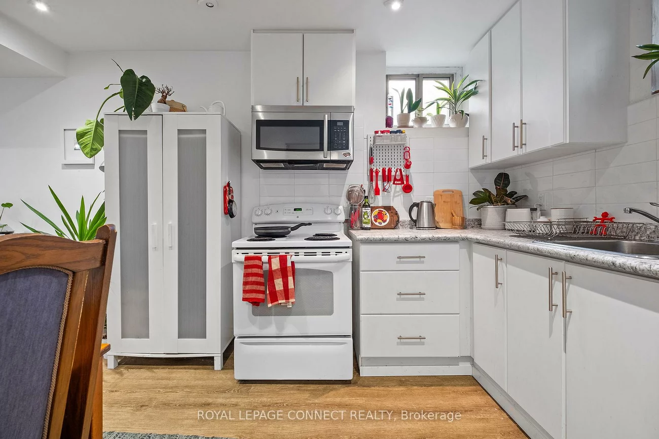 116, Medland, Junction Area, Toronto